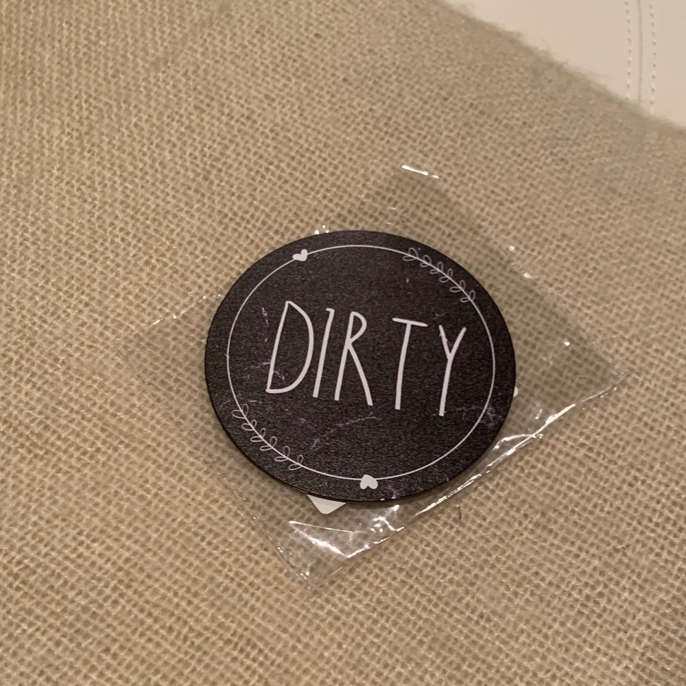 Reversible Clean Dirty Magnet - Picture 2 of 4